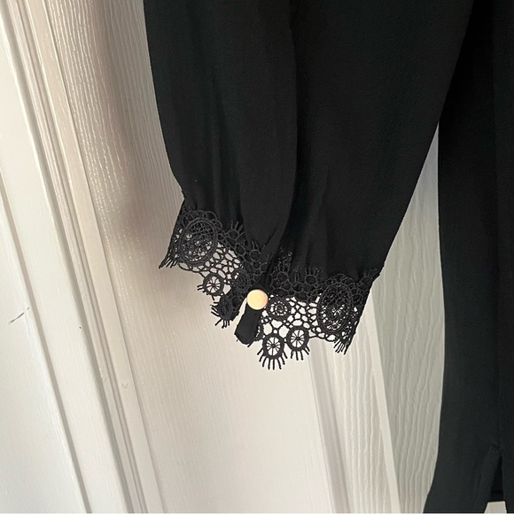 A New Day black crepe long-sleeve lace-trimmed dress, XS - Picture 4 of 6